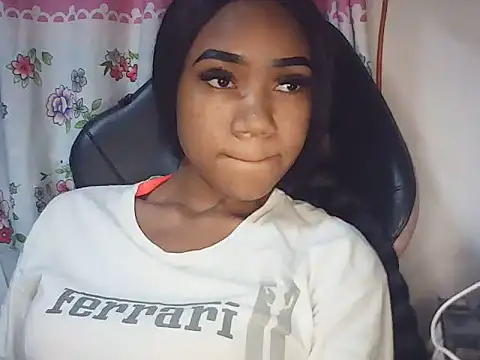 Emma_Arisha live cam preview