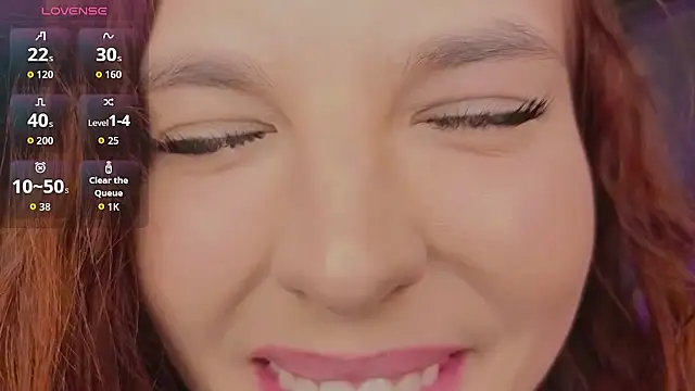 PollyHiller1 live cam on StripChat