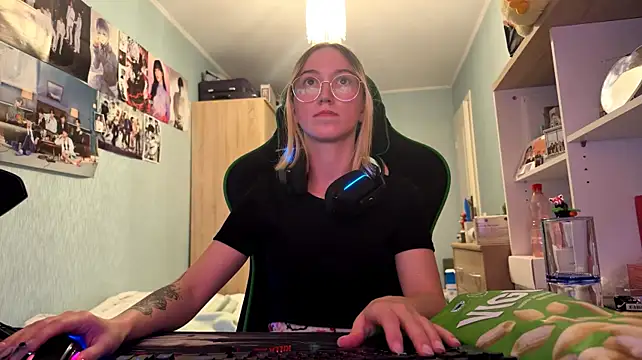 SoniaKotts live cam on StripChat