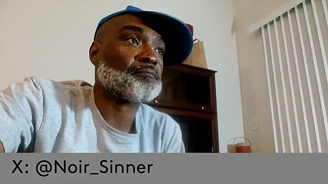 sinnernoir live cam preview