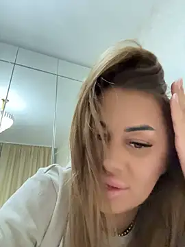 KirstieVegas