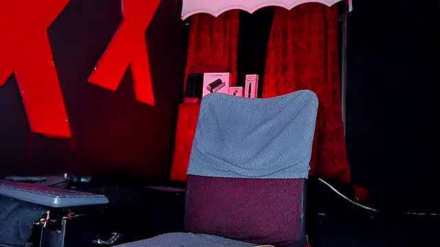abrilbigcock live sex cam
