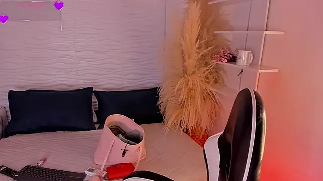 IsabelleFoxx_