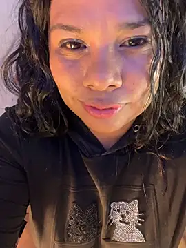 Rashell1_Queen