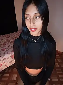 Im_Kloe_ live cam on StripChat