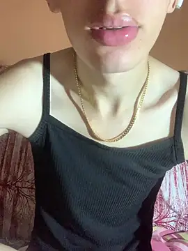 MiroKari2 live cam on StripChat
