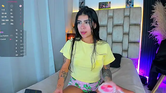 little_sophie18 webcam
