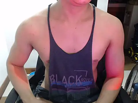Hot_Muscle69 live cam on StripChat