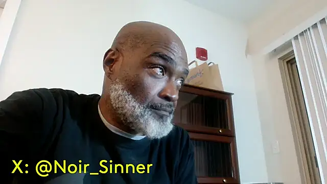 sinnernoir live cam preview