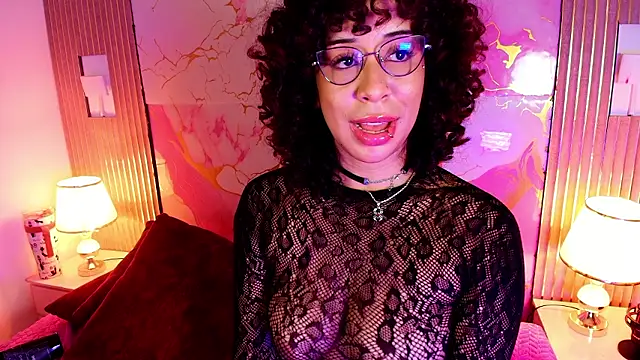 Woo_isDaphne live cam preview