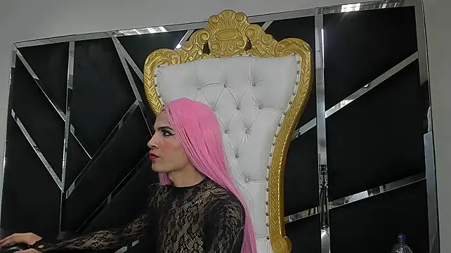 Model: Aisha_hotts777