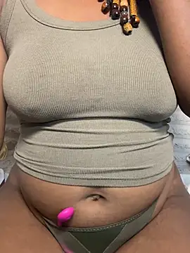 Suzzylove26