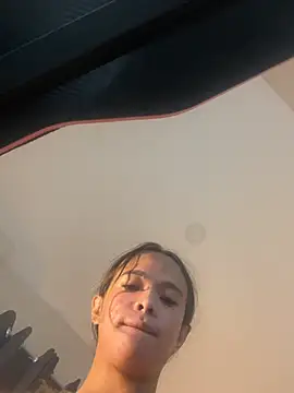 Chantal_Fuck live cam preview