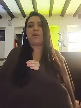 Dalila_Cobain webcam
