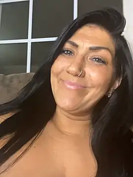 LittleMissEeve live cam preview