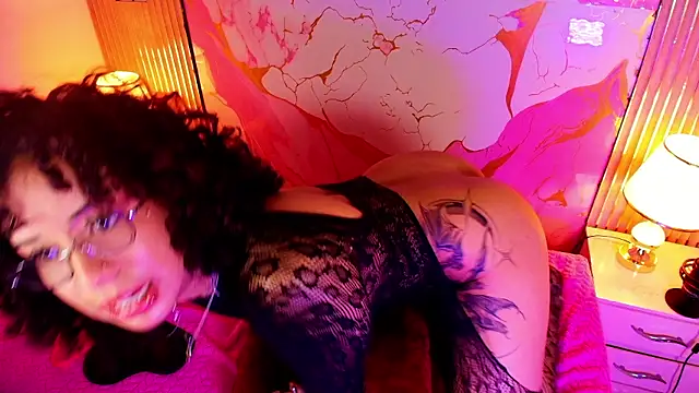 Woo_isDaphne live sex cam
