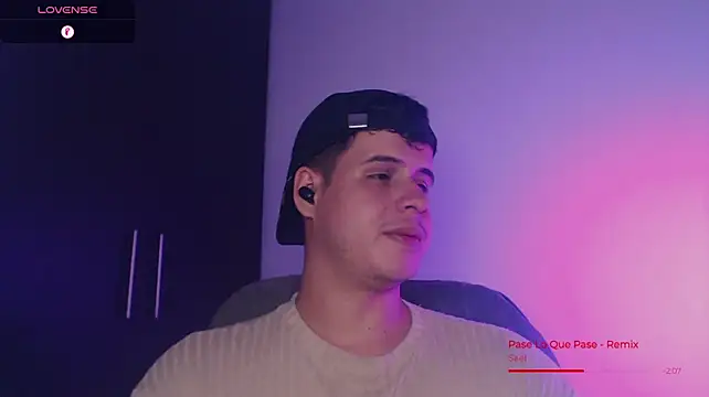 BjornSteel live cam on StripChat
