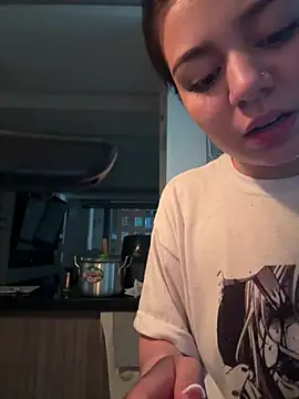 Midori Rosse on Stripchat