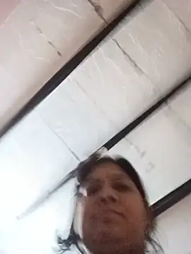 Desi_couple85