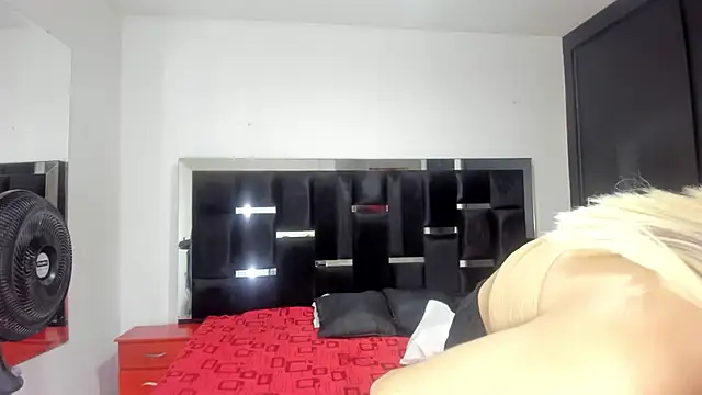 Model: Miranda_bigcock3