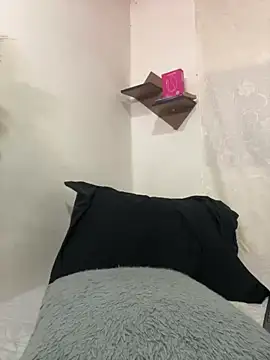Liah_ferrer live cam on StripChat