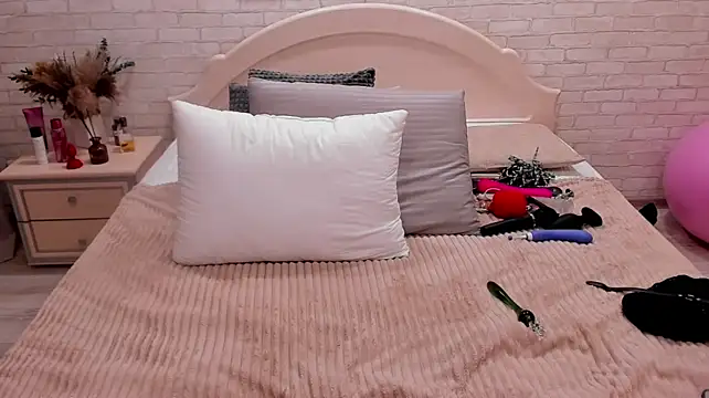 Jullia_Moor