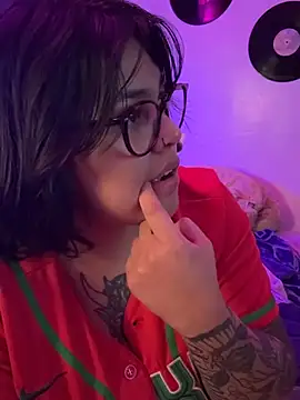 miacanela_xo live cam on StripChat