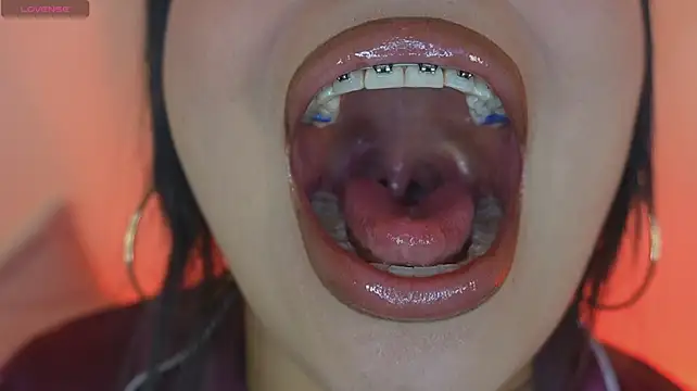 mia_roux1 webcam