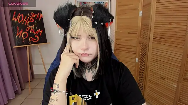 mekurisu live cam on StripChat