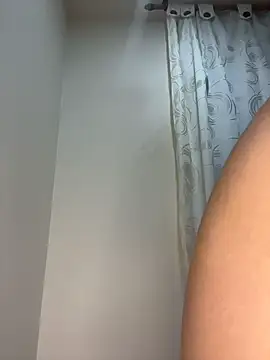 Eve_Ritz live cam on StripChat