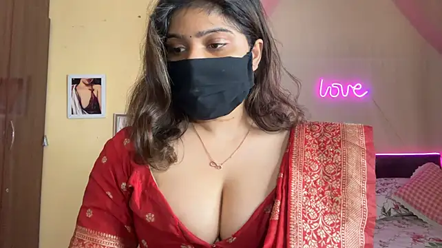 Live webcam show with cherry_jerry - Interactive Lovense toys available
