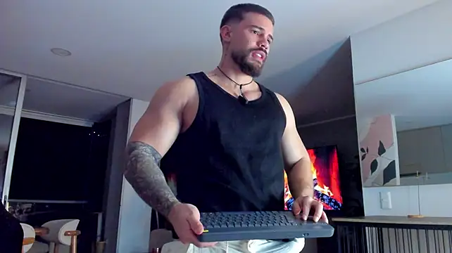 Valenthino_Salvatore webcam