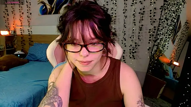 Maya_Campbell live cam on StripChat