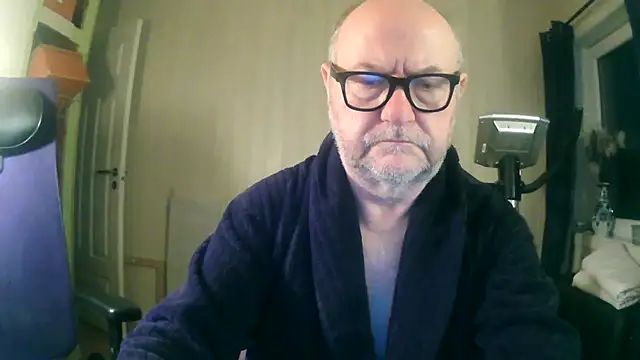 Buggemann live cam on StripChat