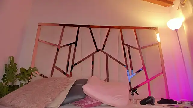 hot_booty_ live cam on StripChat
