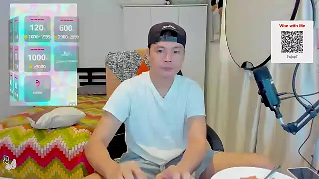 clarkdangerous (Ask my age) - Make me cum