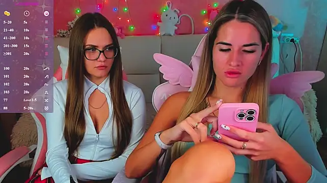 hotty_girls_here