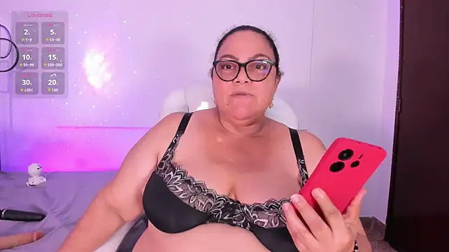 mommy_cute webcam