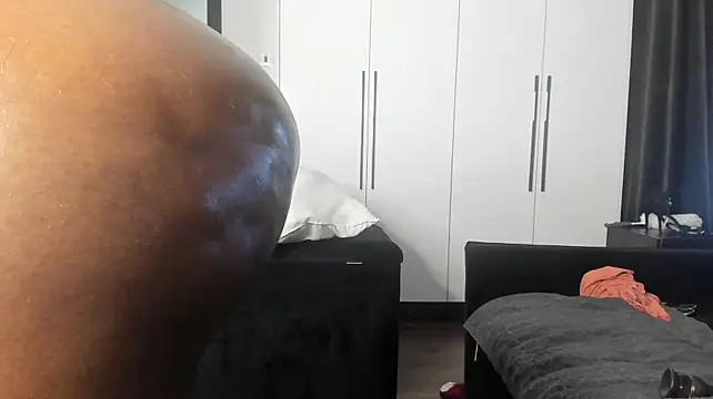 naughty_bigass