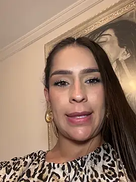 Mau_White webcam
