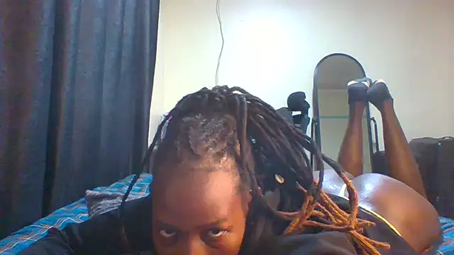blackcuteebony