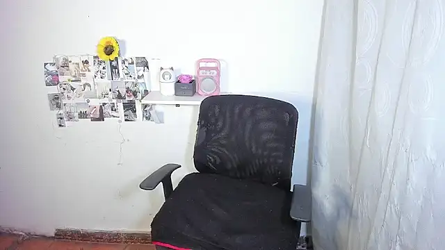 Conie_Squirtt