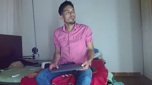 JohanyLatino