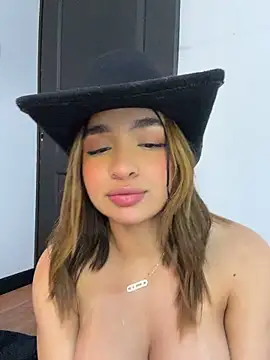 jenn_fit webcam