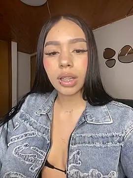 Karina_pink19
