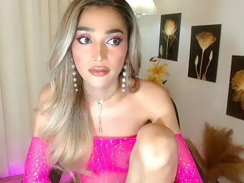 MissUniverseDiva live cam on StripChat