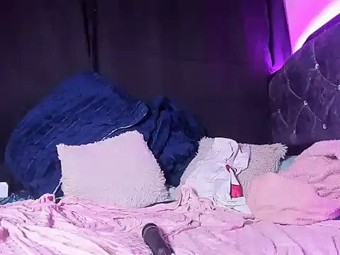 Marian_Cristal live cam preview