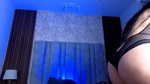Amber_Moon_ live cam on StripChat