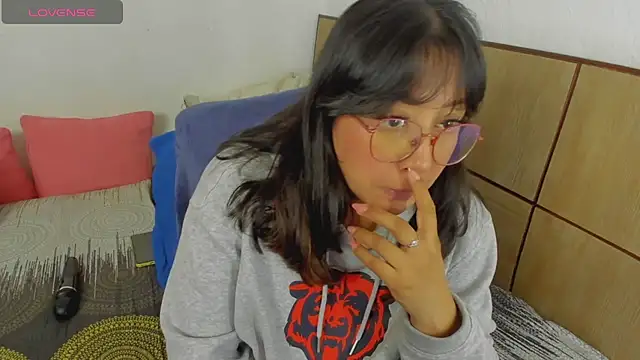 ella_harry live cam preview