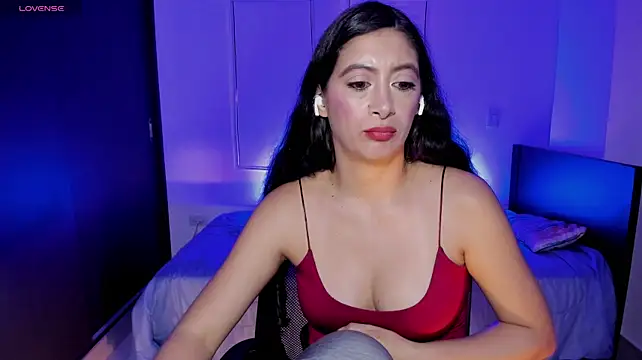 MeganWhite3